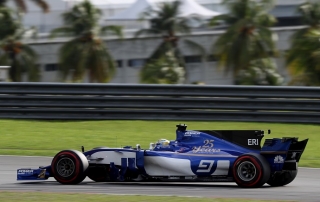 Sauber no ocupa el farolillo rojo gracias a Ferrari