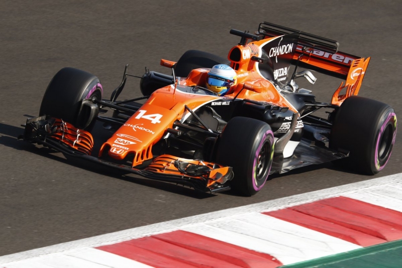 El mejor McLaren de los últimos años también arranca desde atrás