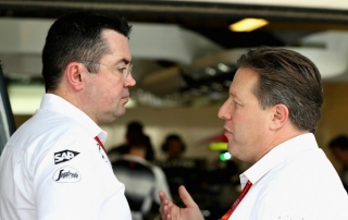 Brown y Boullier, cada uno en un lío diferente