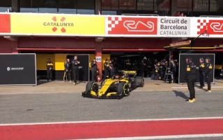 Renault saca a pasear el RS18 con motivo del filming day en el Circuit Barcelona Catalunya