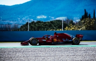 Ferrari muestra el músculo en Barcelona