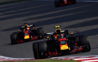 Red Bull mete presión a Renault con su propulsor