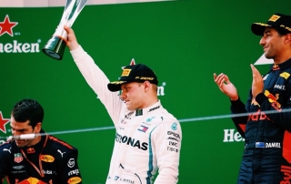 Bottas acarició la victoria en China hasta que apareció Ricciardo