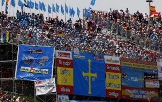 Habrá marea alonsista en Montmelo: Llega la grada Kimoa