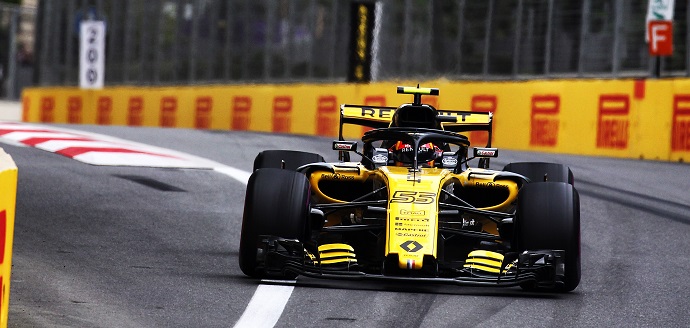 Sainz delante de Hülkenberg, ambos entre los diez primeros en Bakú
