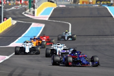 Domingo en Francia-Toro Rosso: Final desastroso