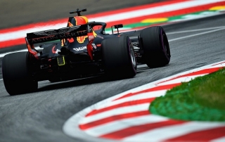 Viernes en Austria-Red Bull: La escudería austriaca empieza bien en casa