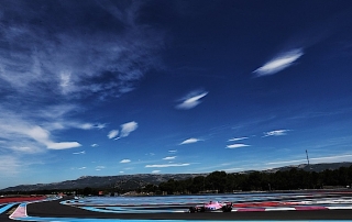 Viernes en Francia - Force India debuta como semi-anfitrión en colorida casa de Ocon