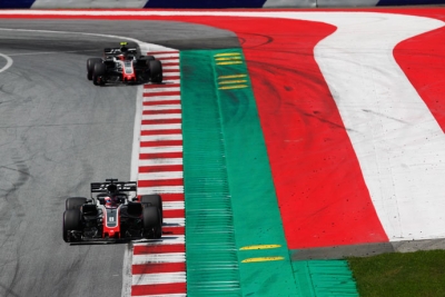 domingo en austria haas f1 team en los cuernos de la luna 4