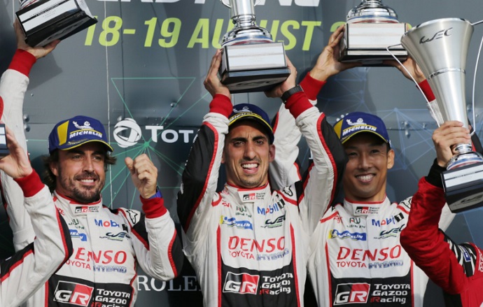 Alonso pierde la victoria en Silverstone: Los 2 Toyota descalificados