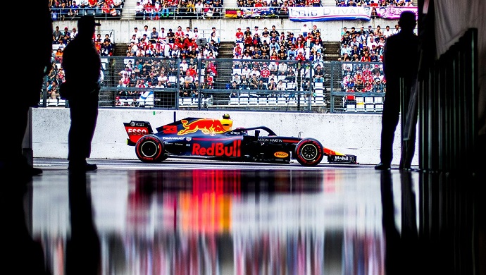 Sábado en Japón-Red Bull: Verstappen añade picante a la salida de mañana