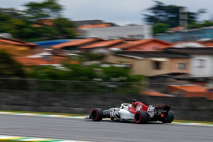 Sábado en Brasil-Sauber: Leclerc obró la magia, los de Hinwil en el top 10
