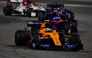 Domingo en Baréin - McLaren brilla con Norris (6º) y lamenta la suerte de Sainz