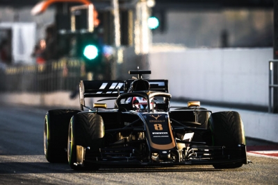 test en barcelona dia 7 haas dia problematico