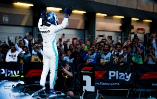 Crónica: Cuarto doblete de Mercedes en F1 2019 y Bottas implacable en Bakú