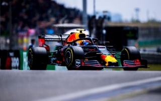 Domingo en China - Red Bull: Verstappen se cuela entre los Ferrari y Gasly marca la vuelta rápida