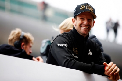 domingo en china haas otra carrera sin puntos