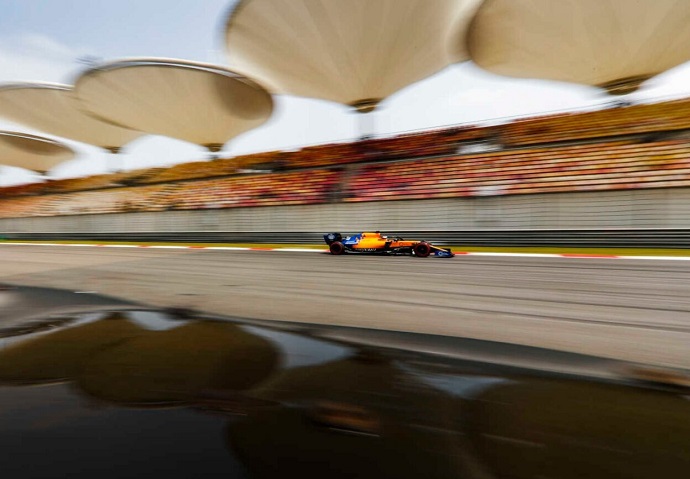 Viernes-en-China-McLaren-apunta-maneras