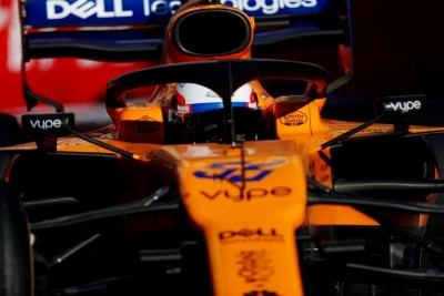 Sainz ya mira más arriba: "Nos comparamos con coches 1 segundo más rápido que nosotros"