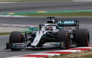 Hamilton, sobre el motor de Ferrari: "Tienen otro modo de potencia que nosotros no tenemos"