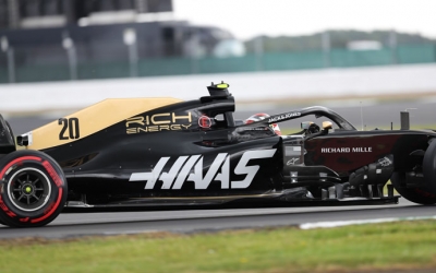 domingo en gran bretaña haas se autodestruye