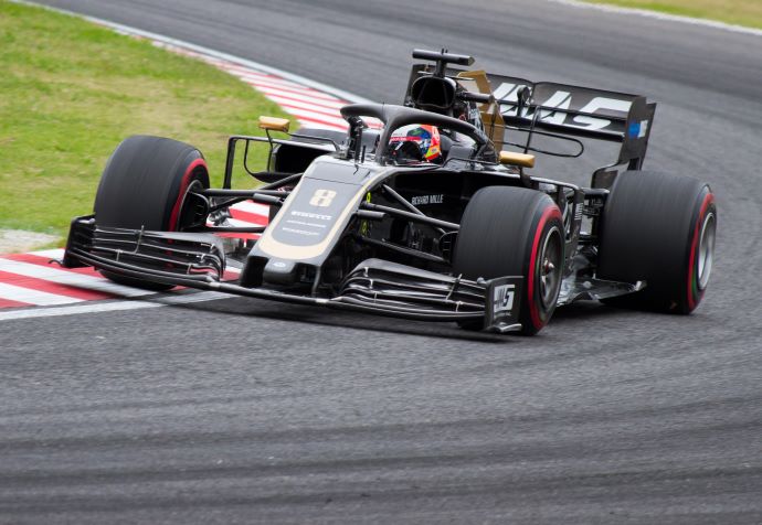 Viernes en Japón – Haas con Grosjean a media tabla en el inicio de un fin de semana diferente