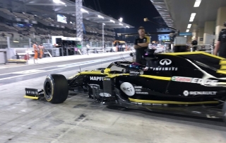 Viernes en Abu Dabi - Renault: Perdidos por la zona media