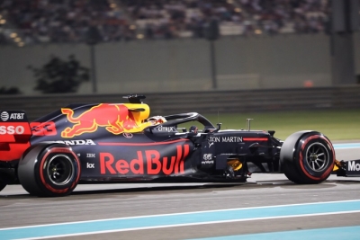 Honda reconoce su fallo en el coche de Verstappen durante el GP de Abu Dhabi
