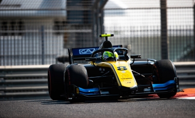 Luca Ghiotto gana la última carrera de la temporada en Yas Marina