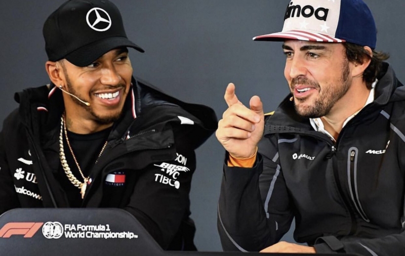 Alonso quiere competir contra Hamilton para explotar sus "puntos débiles"