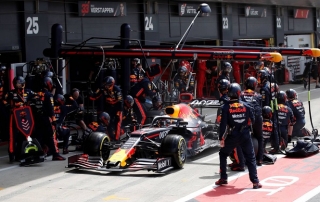 Recibir-piezas-sí-puertas-giratorias-no