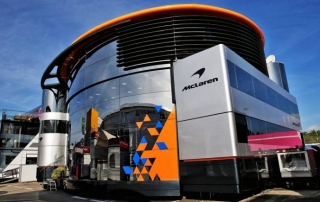 Brawn estudia reducir emisiones acabando con los motorhomes de lujo