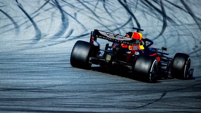 Test F1 2020: Día 2 - Red Bull, dos motores y tandas largas