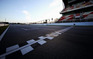 Las proposiciones de Brawn: correr en agosto y GP de 2 días