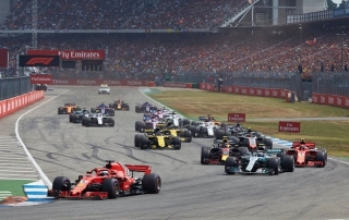 ¿Cómo se podría organizar el calendario para reducir costes?