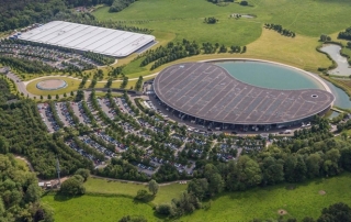 La F1 extiende el cierre de las fábricas durante dos semanas más