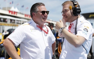 Brown ve factible organizar 14 o 15 carreras en 10 circuitos diferentes