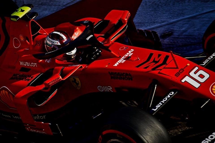 Leclerc no se ve número 1 de Ferrari en 2021 y ve a Sainz como un desafío