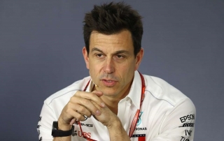 Wolff habla del reto que supondrá para los equipos el regreso de la competición