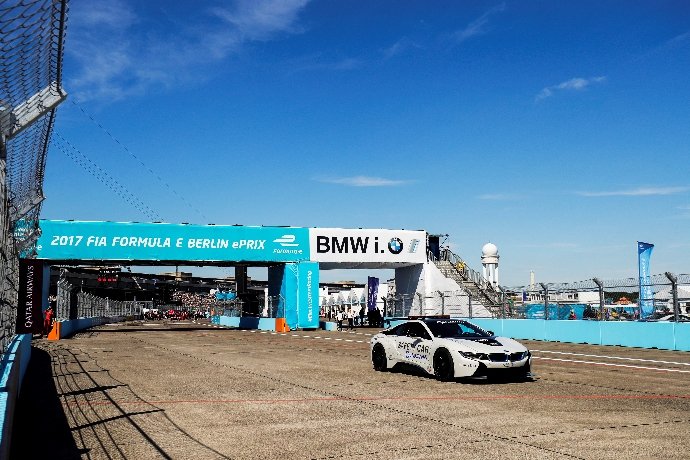 Carreras nocturnas entre semana para Tempelhof