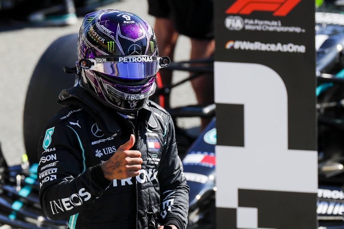 Clasificación en Italia: Hamilton en la pole y Sainz superlativo