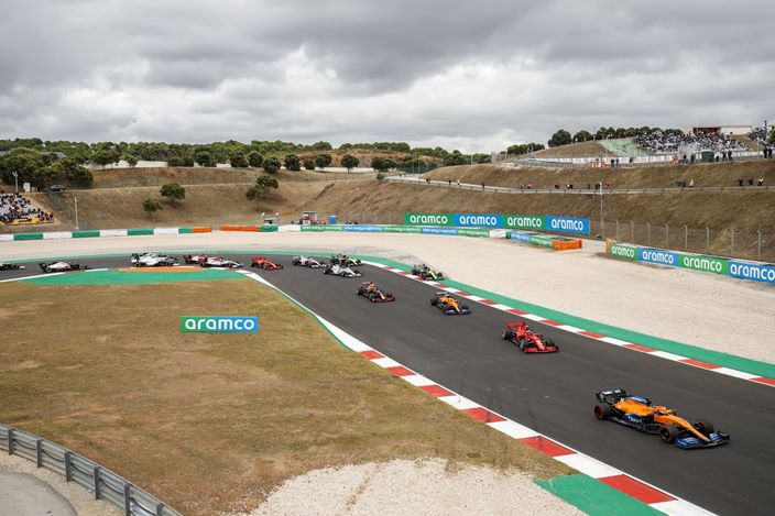 Domingo en Portugal – McLaren: puntos y mala suerte