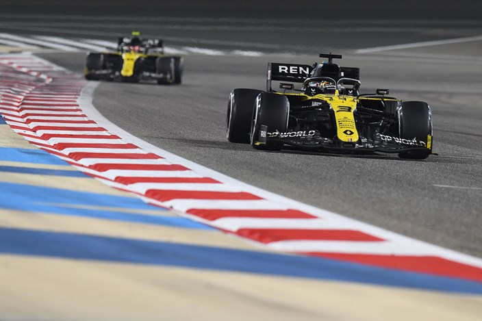Domingo en Baréin - Renault logra puntos tras una carrera difícil