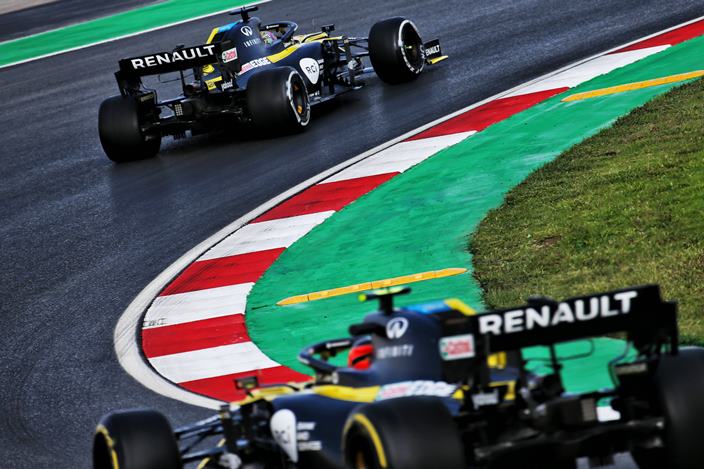 Viernes en Turquía - Renault muestra sensaciones tan frías como el asfalto