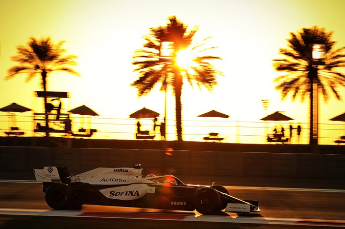 Viernes en Abu Dabi - Williams va de más a menos