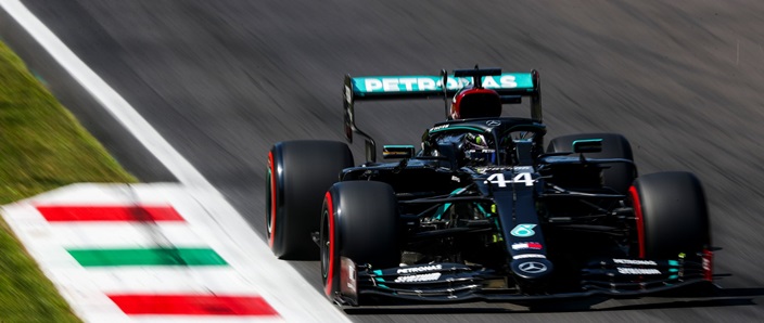 Un comisario de la FIA destapa la conversación con Hamilton tras su penalización en Monza