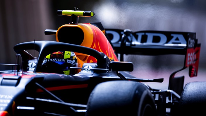 Test F1 2021: Día 2 - Red Bull se centra en simulación de carrera con Checo Pérez