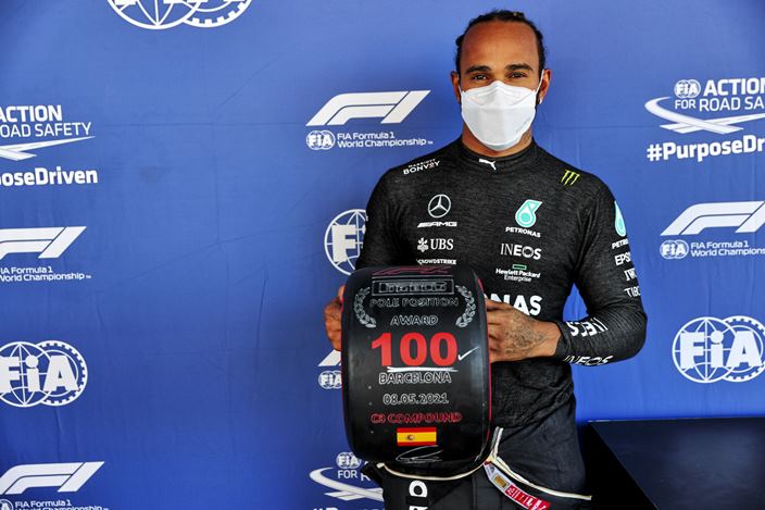 Sábado en España - Mercedes le da la pole número 100 a Hamilton