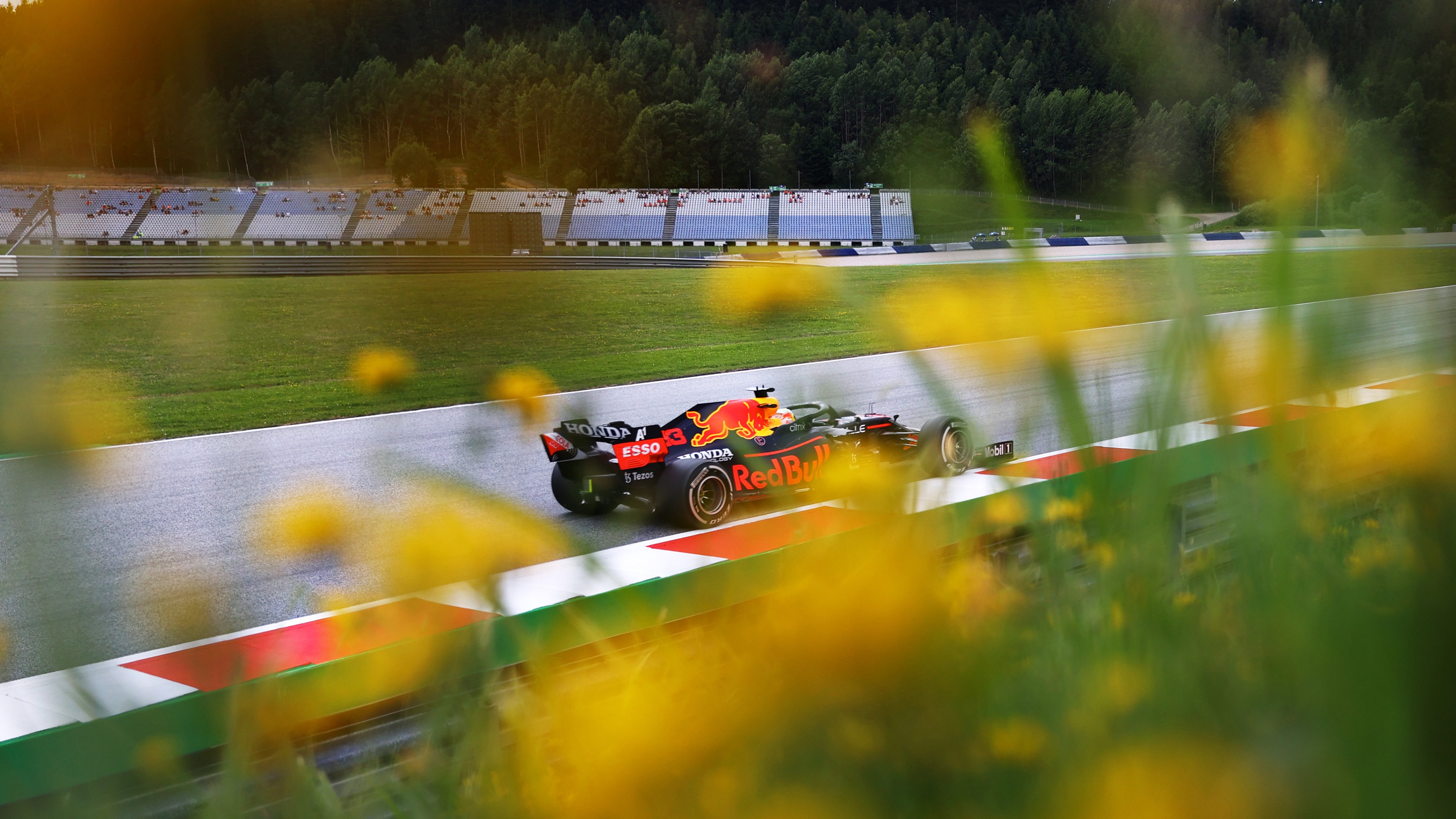 Verstappen domina y Alpine sorprende en los segundos libres de Estiria