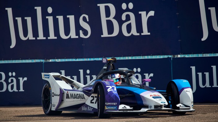#BerlinEPrix - Jake Dennis lidera los tiempos de la FP1